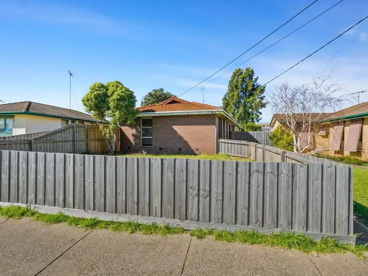 Main view of Homely house listing, 8 Carmarthen Drive, Corio VIC 3214
