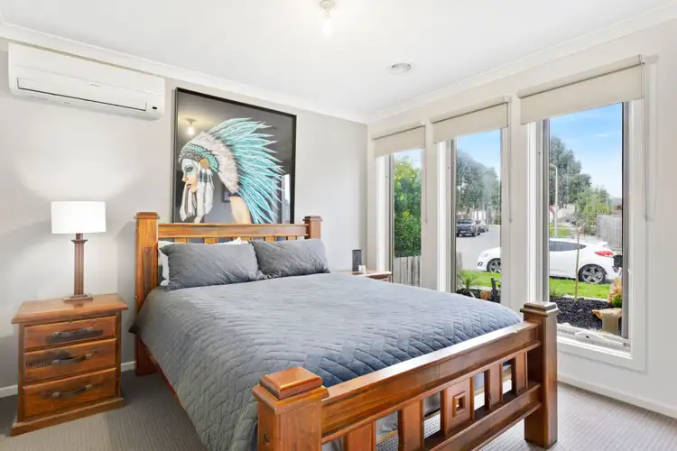 Fifth view of Homely house listing, 5 Vimini Drive, Narre Warren VIC 3805
