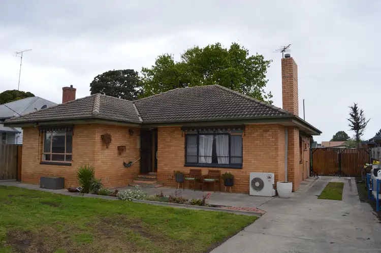 10 Dougherty Street, Yarram VIC 3971