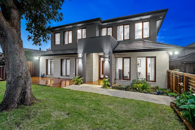 Main view of Homely townhouse listing, 1/32 Bennett Avenue, Mount Waverley VIC 3149