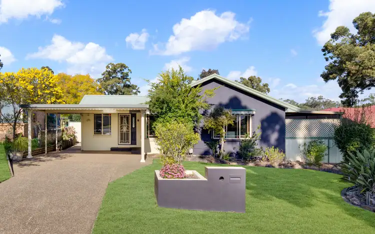 24 Tandara Avenue, Bradbury NSW 2560