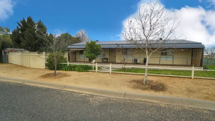 2 Tickner Street, Forbes NSW 2871