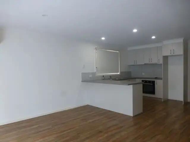 Second view of Homely unit listing, 2/70 Hovell Street, Echuca VIC 3564