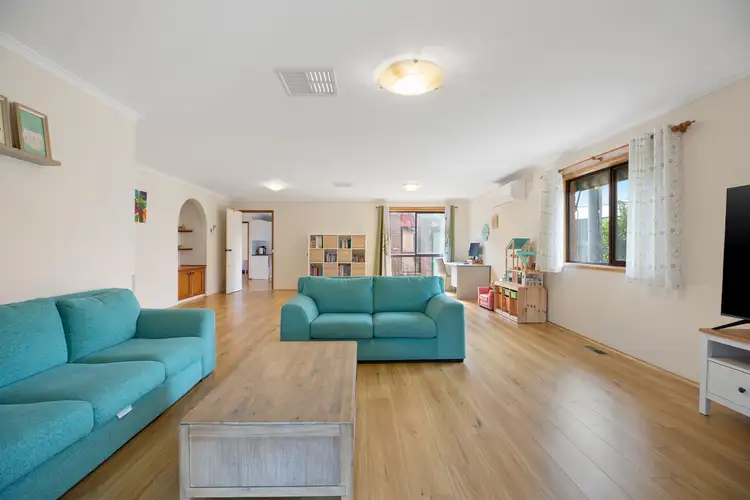 Sixth view of Homely house listing, 3 Dobell Court, Scoresby VIC 3179