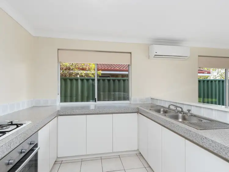 Fifth view of Homely house listing, 40 Asteroid Way, Carlisle WA 6101