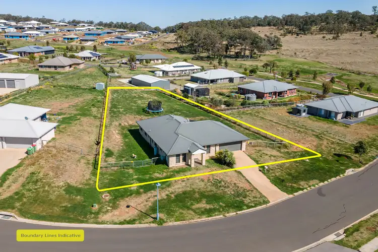 23 Rosella Gardens Drive, Meringandan West QLD 4352