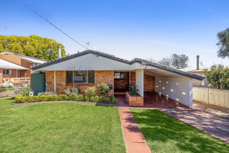 35 Llewellyn Street, Centenary Heights QLD 4350