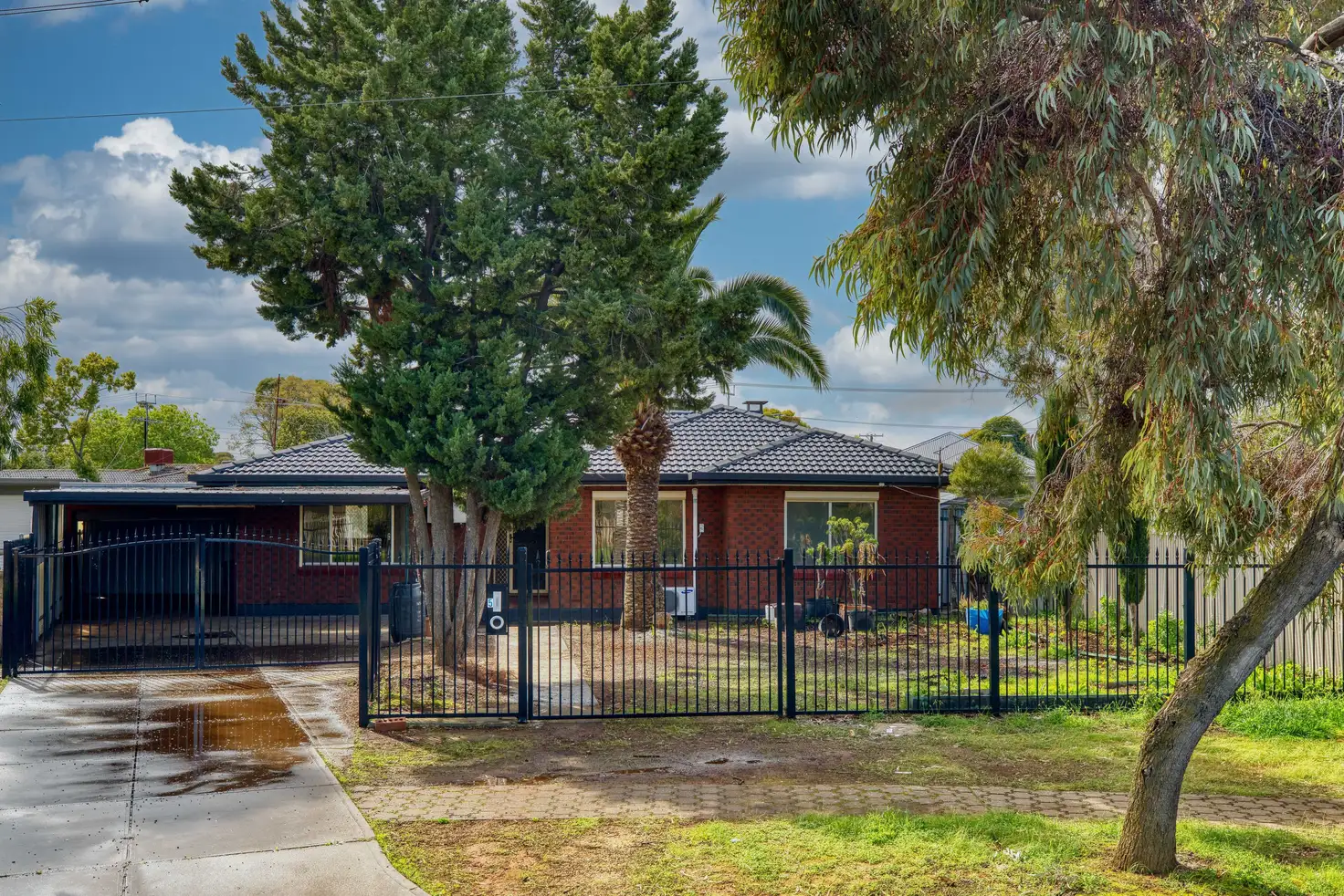 Main view of Homely house listing, 5 Karyn Crescent, Brahma Lodge SA 5109