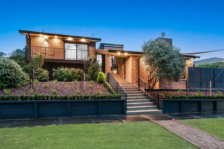 7 Newsom Court, Berwick VIC 3806