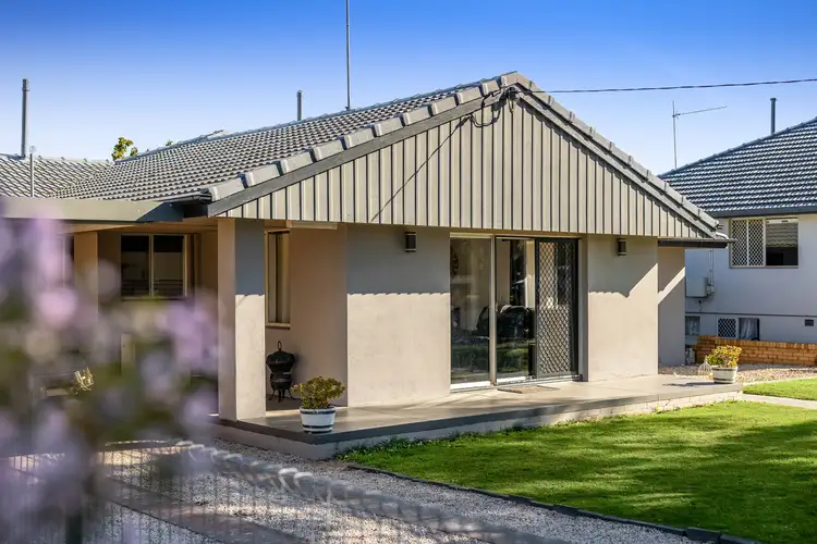 18 Friend Street, Harristown QLD 4350