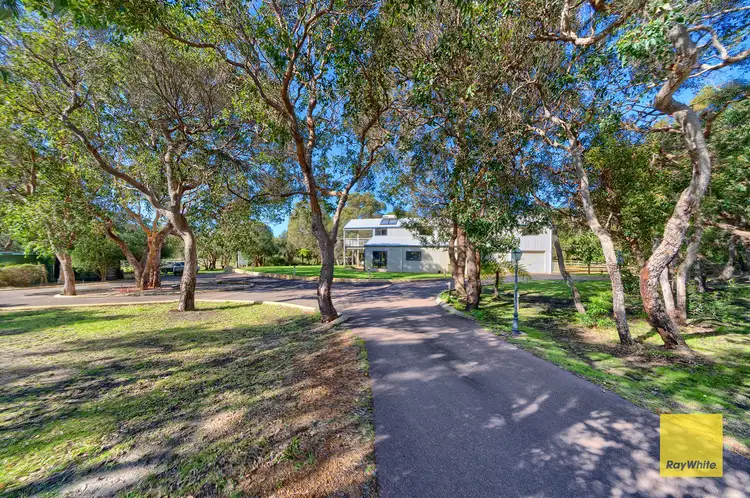 135 O'Connell Street, Little Grove WA 6330
