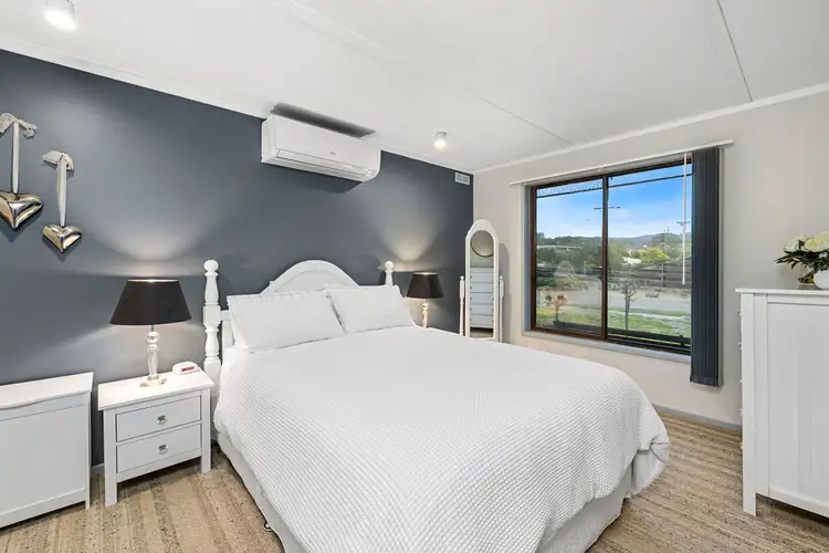 Sixth view of Homely house listing, 2 Ellerker Avenue, Ararat VIC 3377