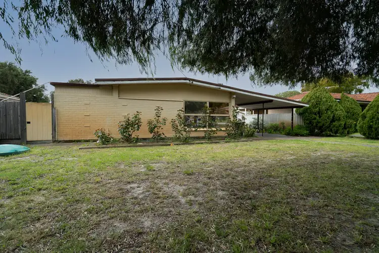 Second view of Homely house listing, 11 Sutherland Way, Cloverdale WA 6105