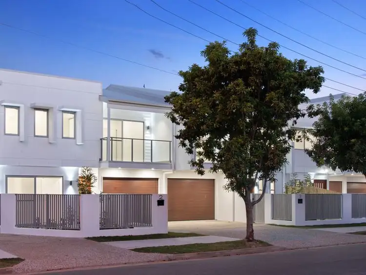 Main view of Homely townhouse listing, 2/2 Prince Street, Annerley QLD 4103