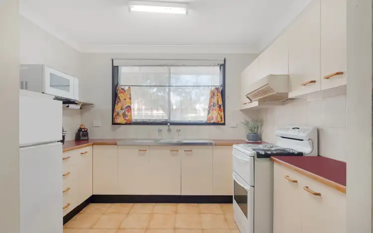 Fourth view of Homely townhouse listing, 25/196-200 Harrow Road, Glenfield NSW 2167