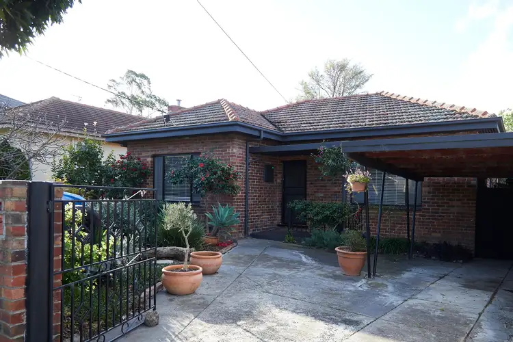 4 Foley Avenue, Preston VIC 3072