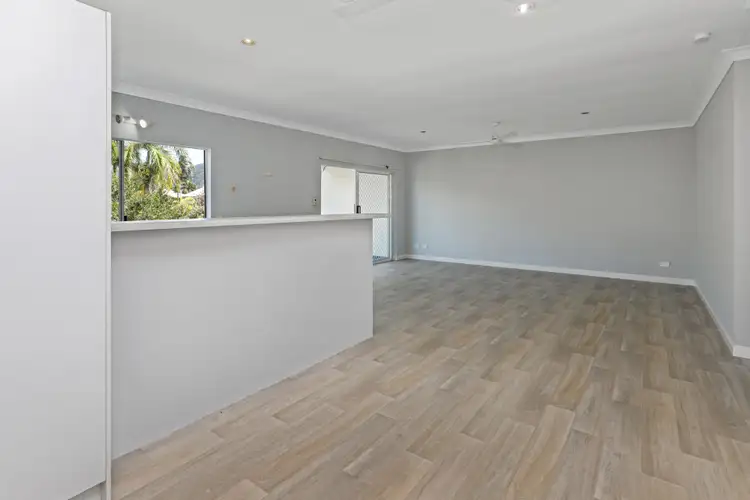 Fourth view of Homely unit listing, 23/24-26 Springfield Crescent, Manoora QLD 4870