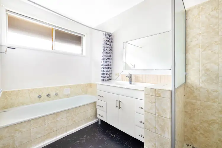Fifth view of Homely house listing, 4 President Road, Albanvale VIC 3021