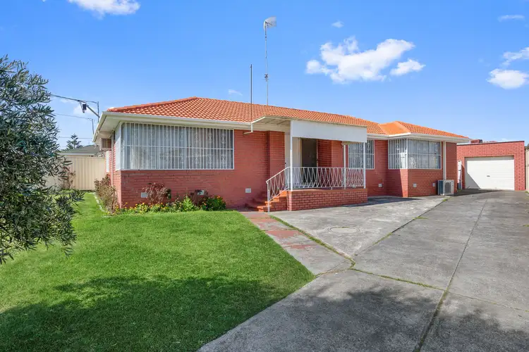 21 Tooradin Avenue, Dallas VIC 3047