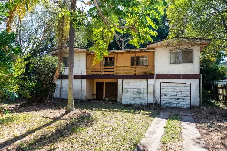 3 Baratta Street, Southport QLD 4215