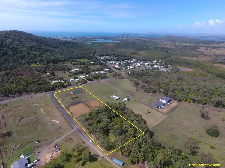 21 Mick Ready, Grasstree Beach QLD 4740