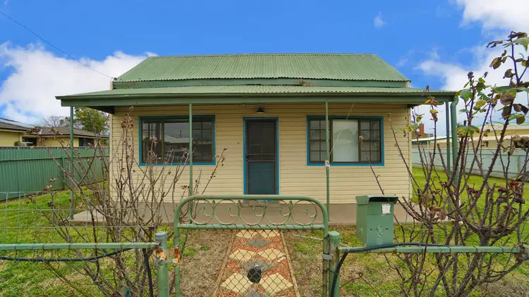 8 Brooke Street, Forbes NSW 2871