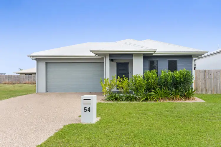 54 Bluewattle Boulevard, Rasmussen QLD 4815