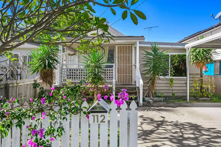 112 Dover Road, Redcliffe QLD 4020