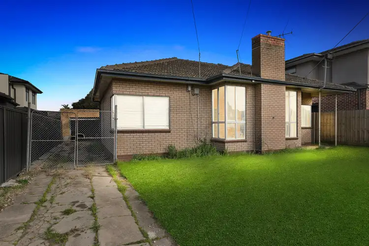19 Harlington Street, Clayton VIC 3168