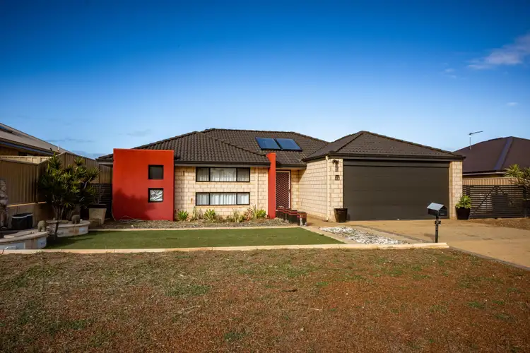16 Rosapark Boulevard, Webberton WA 6530