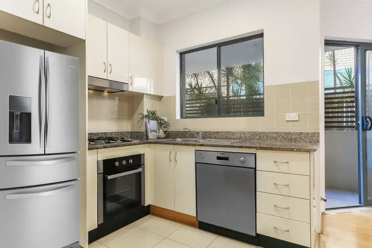 Fifth view of Homely apartment listing, 2/1 Waverley Crescent, Bondi Junction NSW 2022
