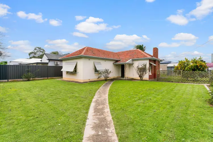 2 Cavan Avenue, Renown Park SA 5008
