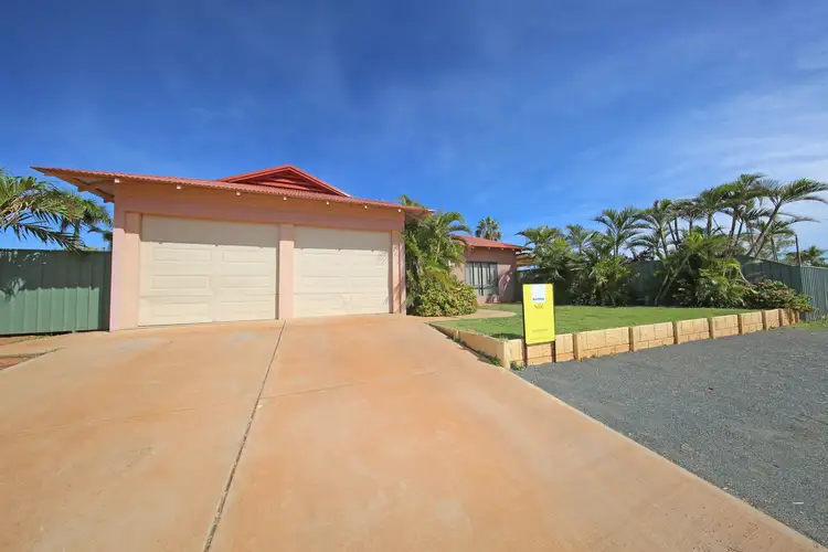 2 Parker Close, Baynton WA 6714