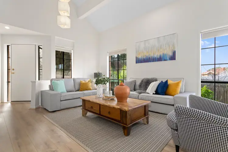 Sixth view of Homely house listing, 3 Cananga Court, Mill Park VIC 3082
