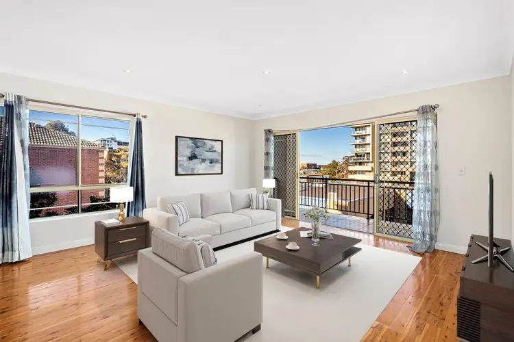Main view of Homely apartment listing, 18/12-14 Gladstone Avenue, Wollongong NSW 2500