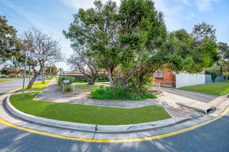 Second view of Homely house listing, 39 King Street, Pennington SA 5013