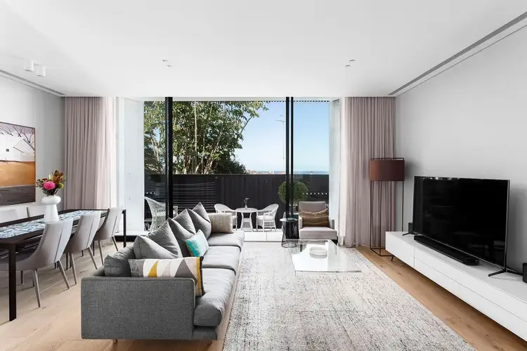 2/2 Llanfoyst Street, Randwick NSW 2031