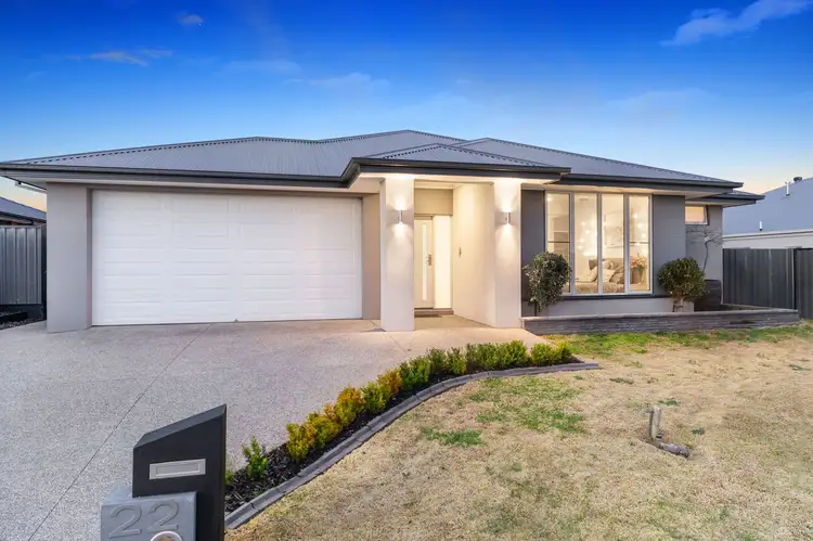 22 Triandra Avenue, Romsey VIC 3434