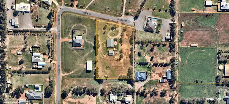 6 Roding Court, Deepdale WA 6532