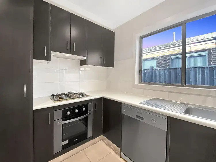 Fifth view of Homely house listing, 105 Allumba Way, Wollert VIC 3750