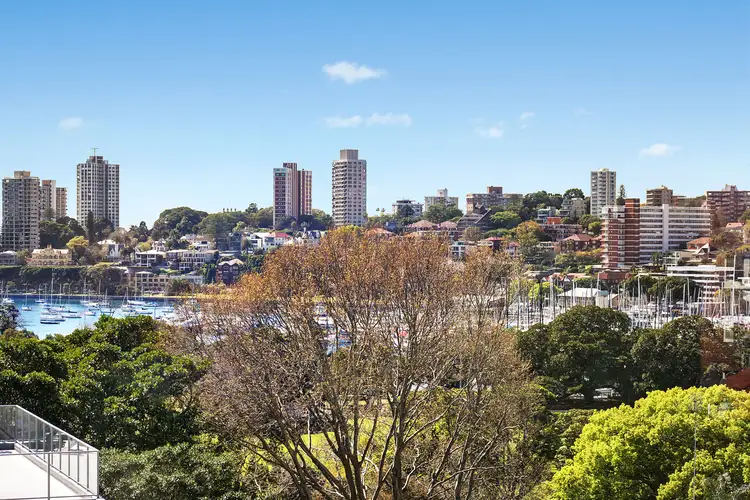 Main view of Homely studio listing, 708/74-76 Roslyn Gardens, Elizabeth Bay NSW 2011