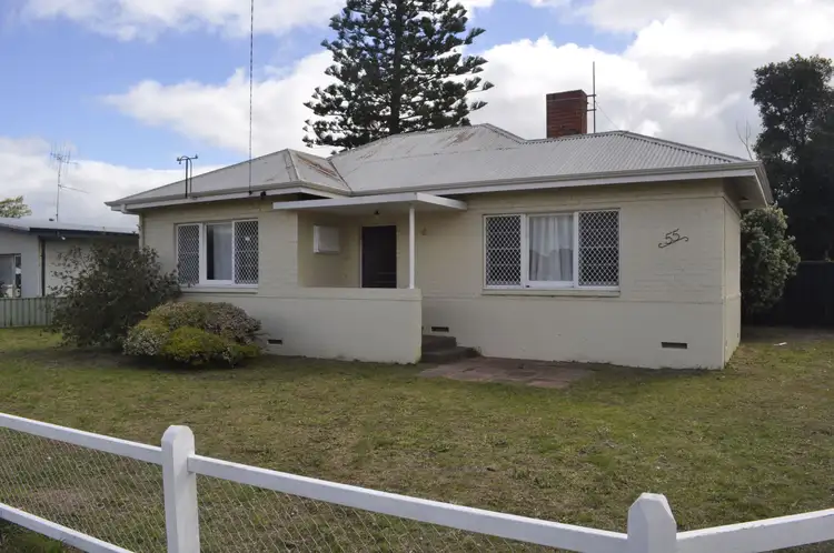 55 Park Street, Katanning WA 6317
