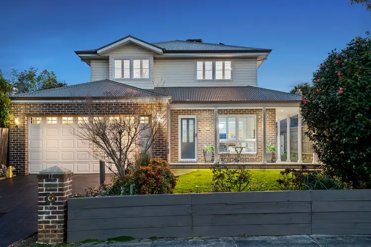 16 Ireland Avenue, Wantirna South VIC 3152
