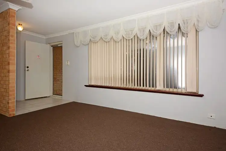 Seventh view of Homely house listing, 10 Pirianda Close, Clarkson WA 6030