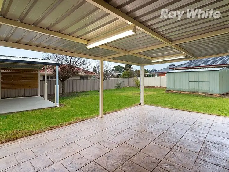 Fifth view of Homely house listing, 2 Nardoo Court, Thurgoona NSW 2640