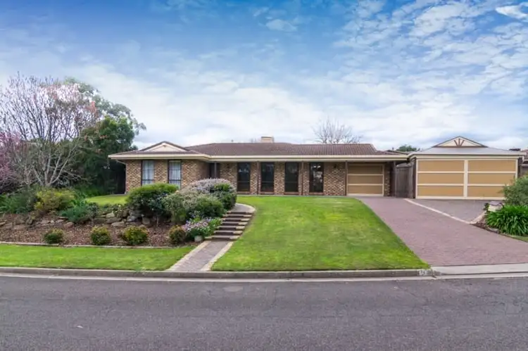 31 Tolcairn Crescent, Flagstaff Hill SA 5159