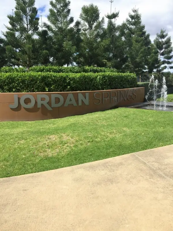 11 Wales Avenue, Jordan Springs NSW 2747