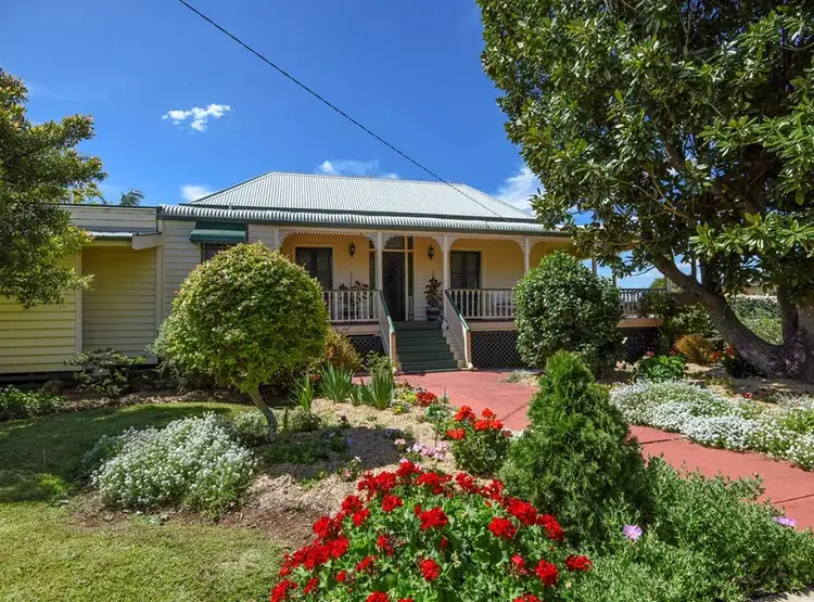 311 South Street, Harristown QLD 4350