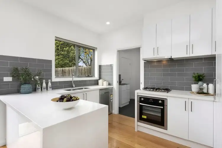 Fifth view of Homely townhouse listing, 8 Sunbeam Street, Glenroy VIC 3046