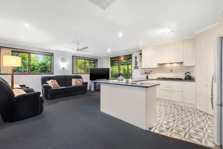 Fourth view of Homely house listing, 8 Eagle Rise, Templestowe Lower VIC 3107